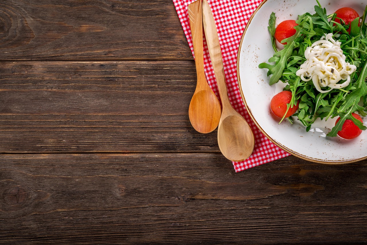  How to Master Knife Skills in the Kitchen: A Beginner's Guide to Chopping Like a Pro 